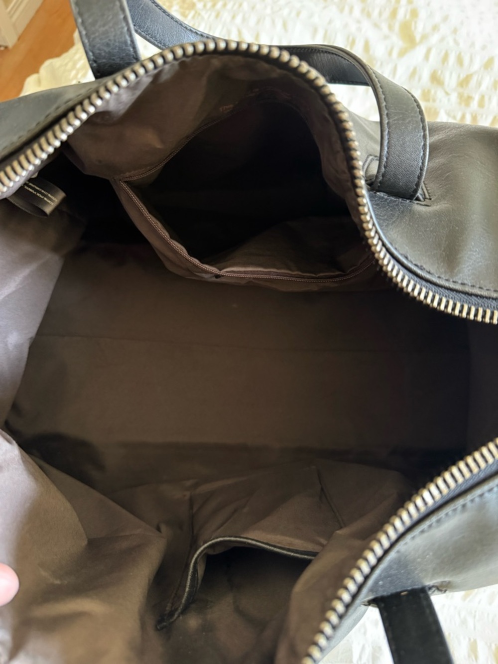 Matt & Nat Weekender Bag - Picture 3 of 4